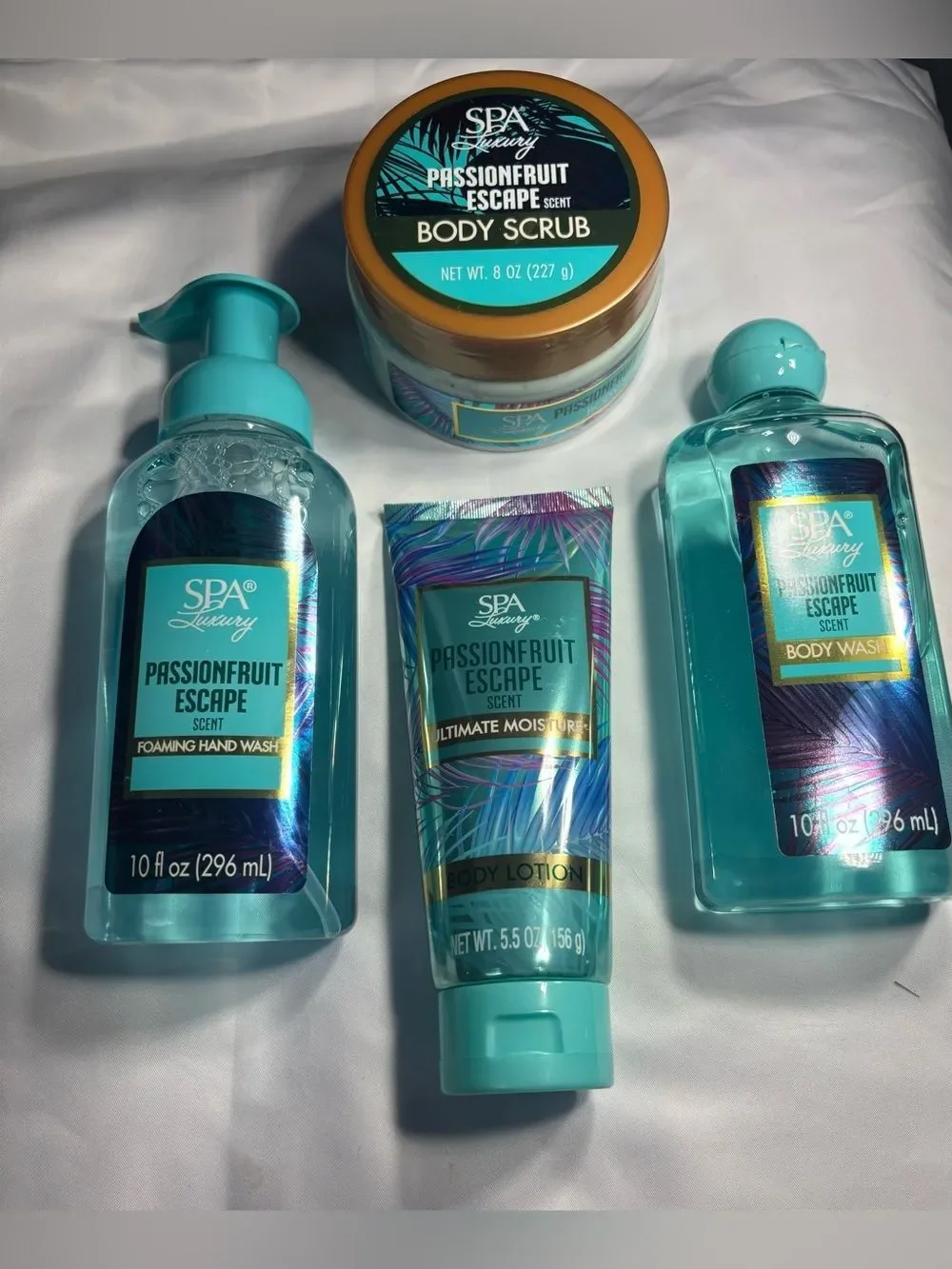 4 New Passionfruit Escape Scent - Teal Bath & Body Set